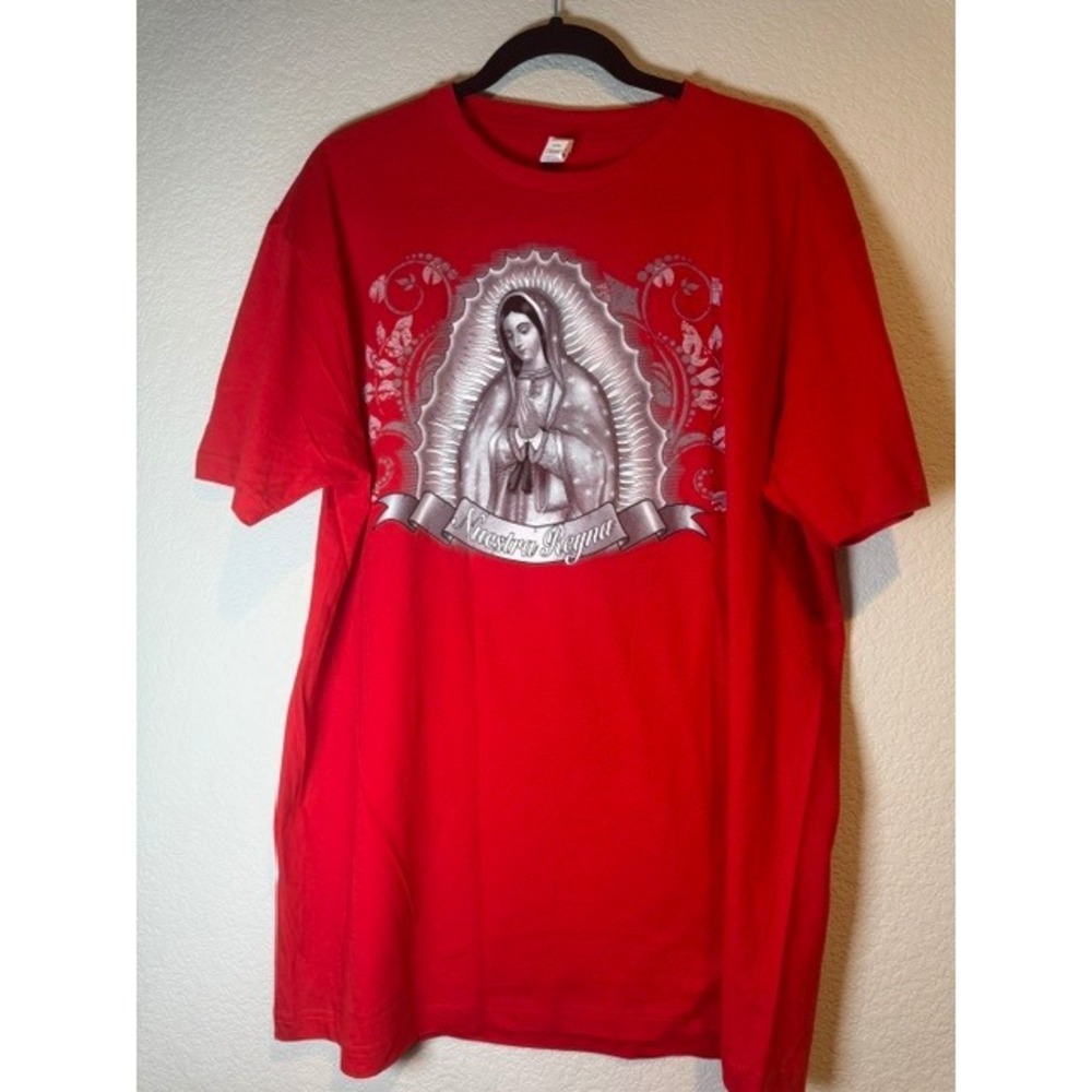 Smart Blanks Mens Red Virgin of Guadalupe Nuestra Reyna Graphic T-Shirt XL
